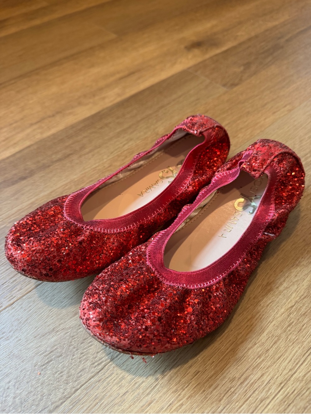 Youth girls Yosi Samra red glitter flats sz 4